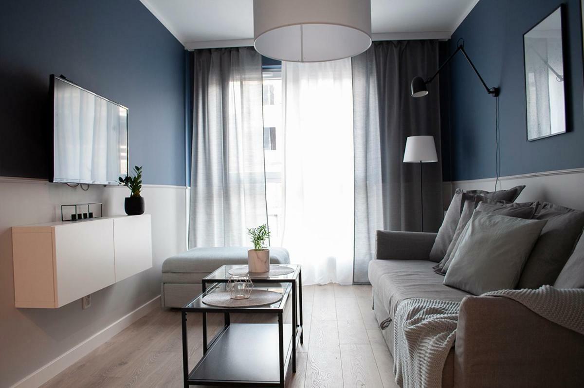 Navyblue Apartment Cracow Free Parking Tv Krakau Buitenkant foto